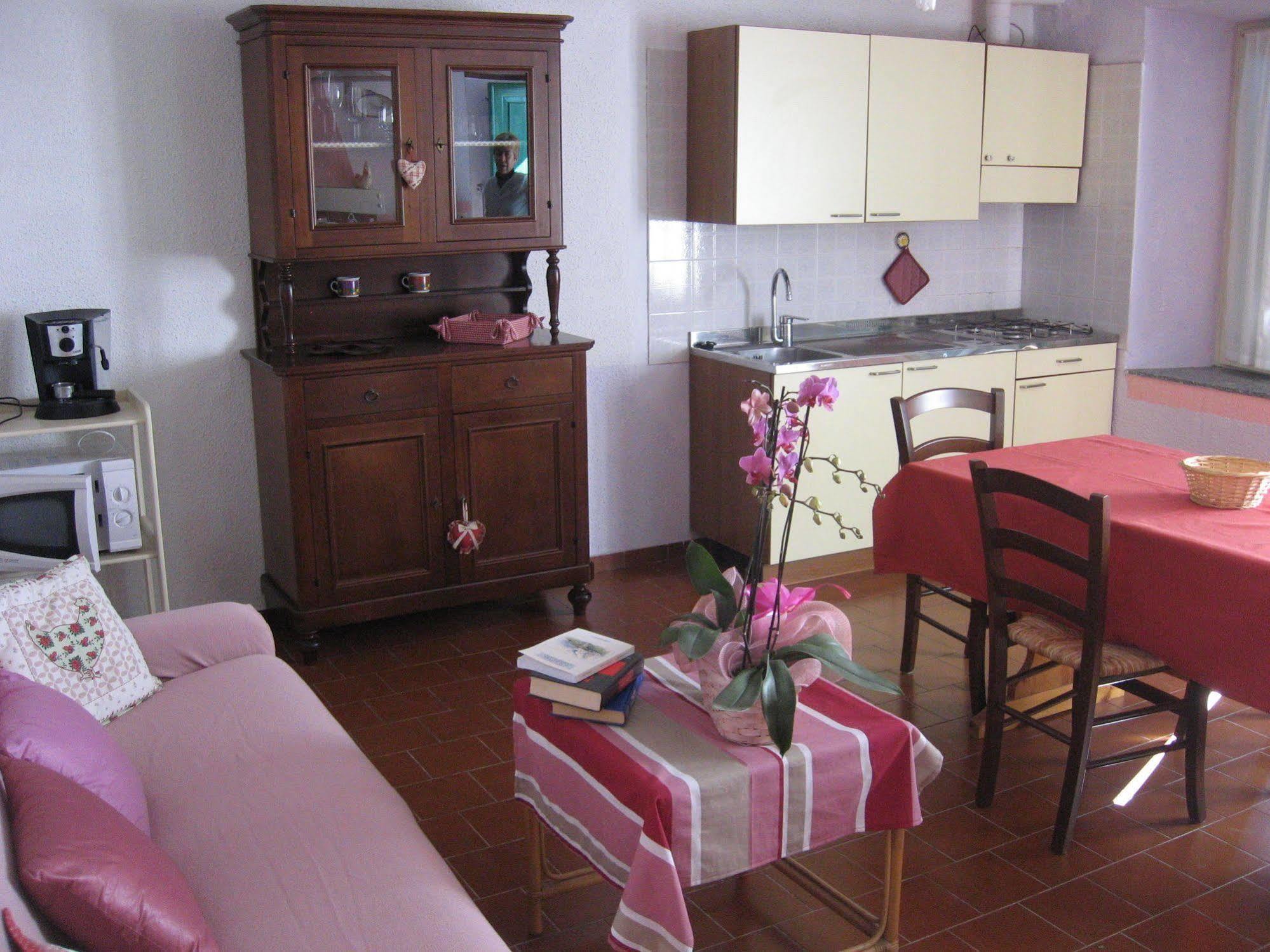 Agriturismo Cascina Serra Cossano Belbo 外观 照片
