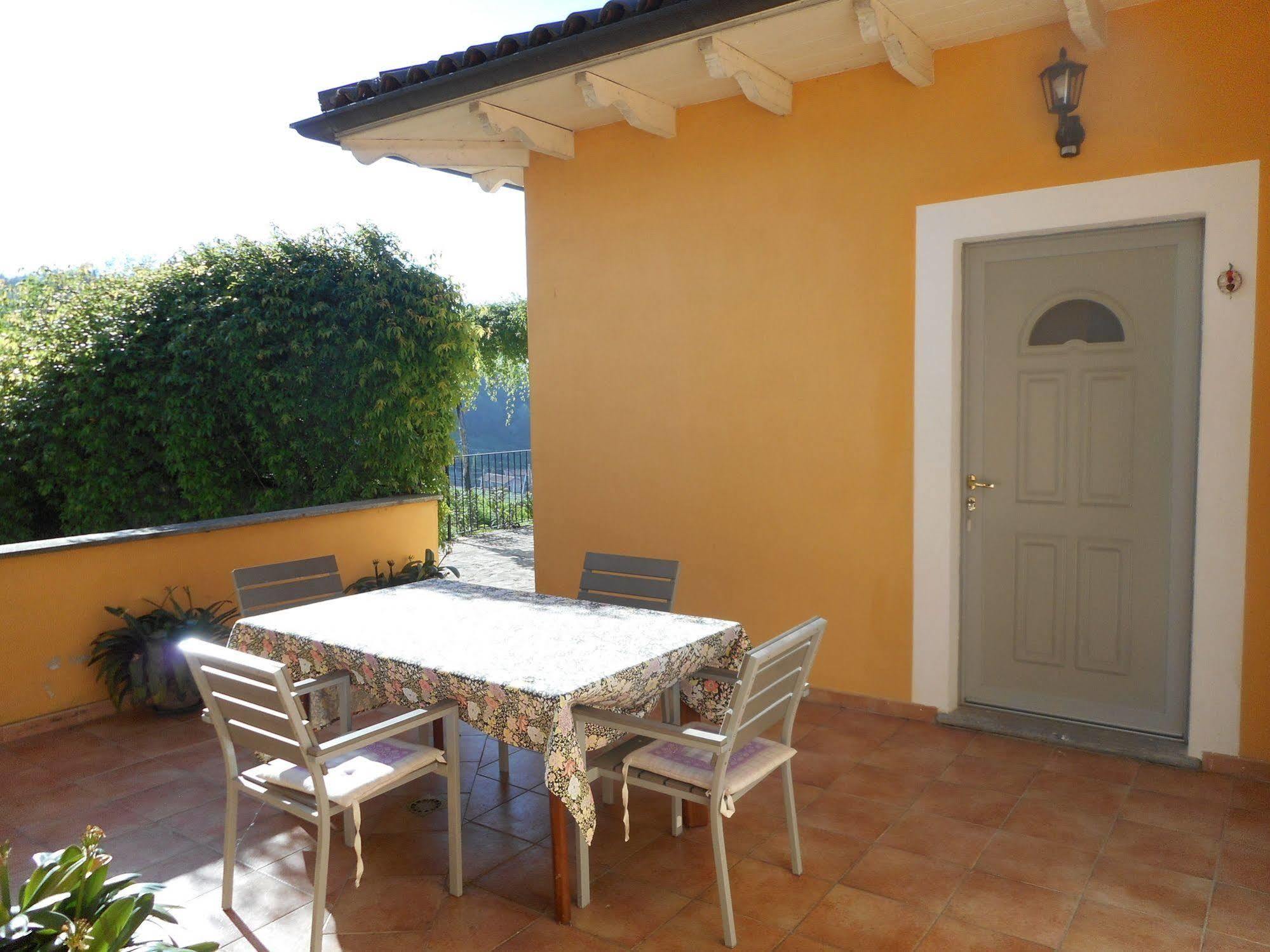 Agriturismo Cascina Serra Cossano Belbo 外观 照片